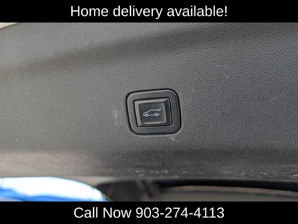 Used 2021 GMC Yukon Denali w/ Denali Premium Package RWD image 30