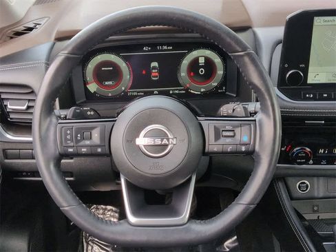 Used 2023 Nissan Rogue Platinum w/ Platinum Premium Package image 25