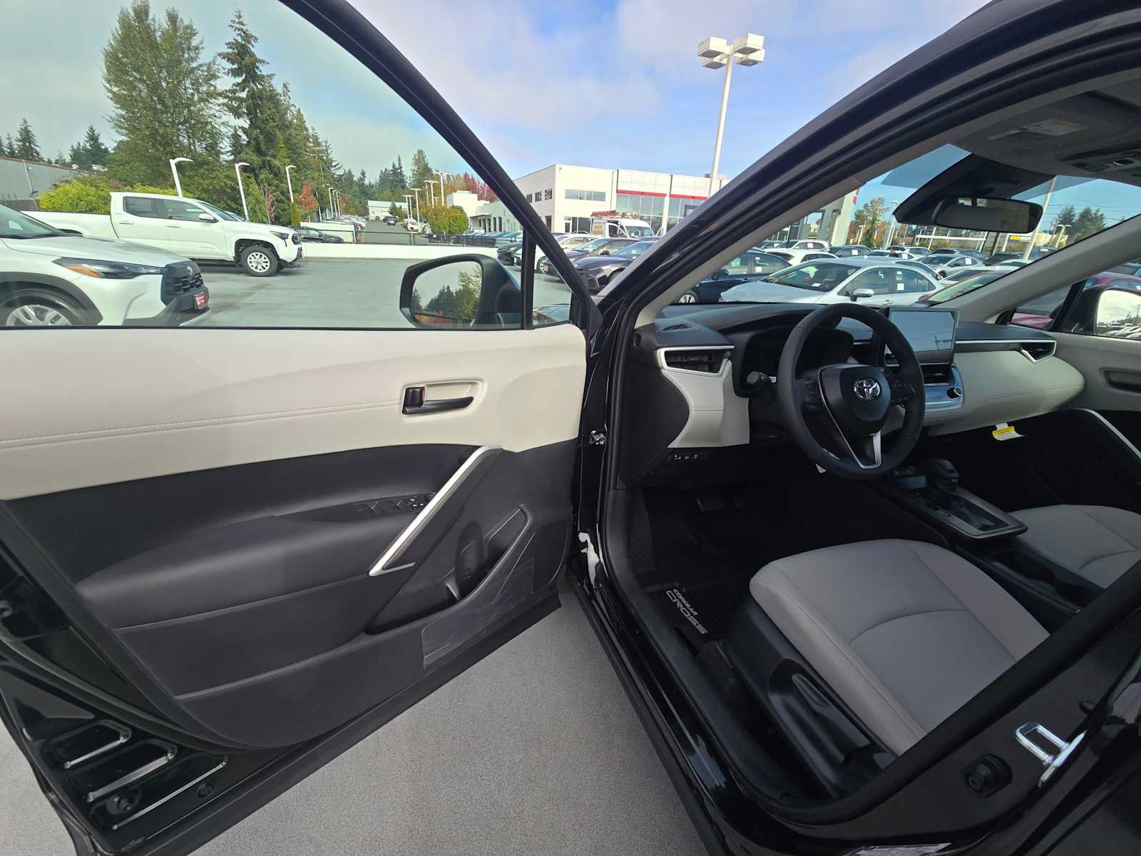 New 2026 Toyota Corolla Cross LE w/ Cold Weather Package AWD/4WD image 20