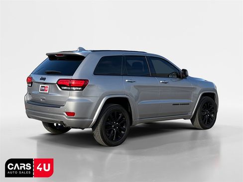 Used 2020 Jeep Grand Cherokee Altitude image 7