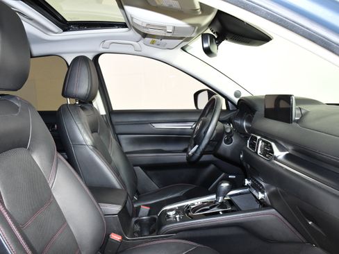 Used 2021 MAZDA CX-5 Carbon Edition image 24