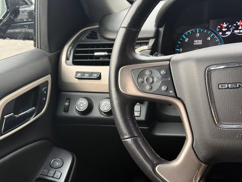 Used 2017 GMC Yukon Denali w/ Open Road Package AWD/4WD image 9
