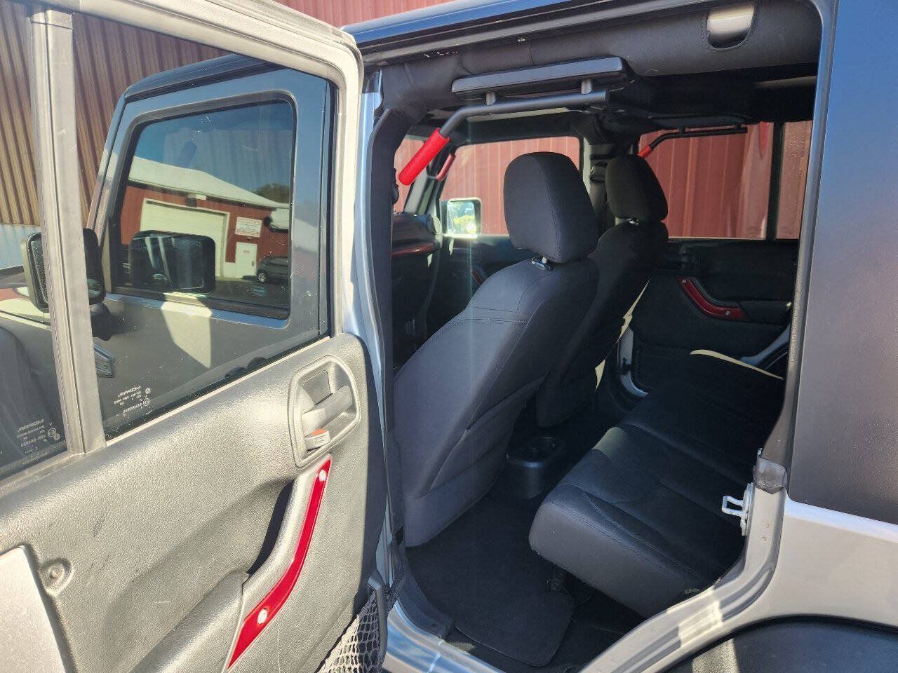 Used 2017 Jeep Wrangler Unlimited Sport w/ Quick Order Package 24S AWD/4WD image 12