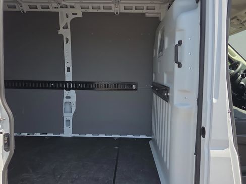 Used 2023 RAM ProMaster 2500 w/ Interior LED Lighting Group FWD image 15