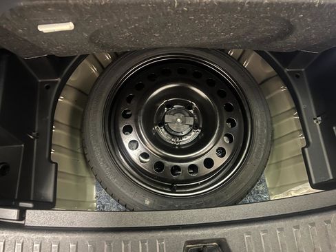 Used 2025 Chevrolet Equinox LT image 68