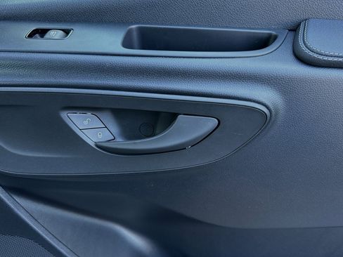 New 2024 Mercedes-Benz Sprinter 2500 image 18