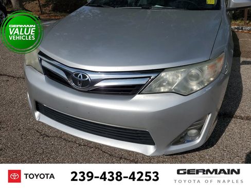 Used 2013 Toyota Camry XLE image 12