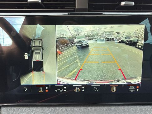 Certified 2025 GMC Sierra 1500 AT4 w/ AT4 Premium Package image 12