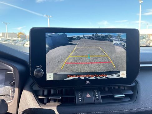 Used 2023 Toyota RAV4 XLE Premium image 11