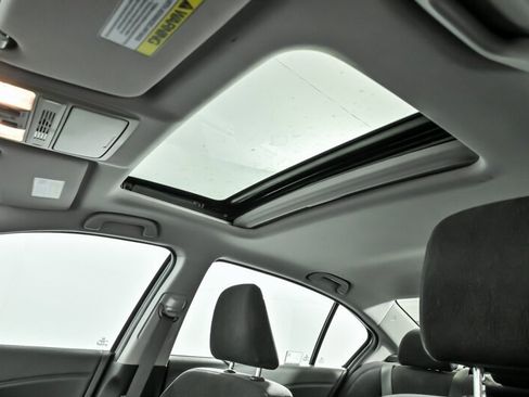 Used 2014 Honda Accord EX image 19