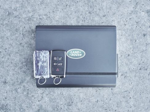 Used 2025 Land Rover Range Rover Long Wheelbase Autobiography image 85