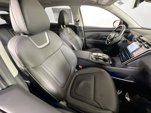 Used 2023 Hyundai Tucson Limited image 28