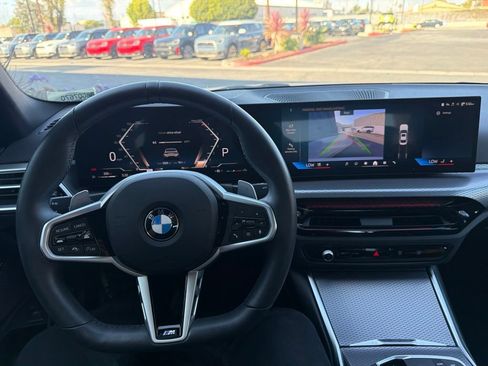 Used 2026 BMW 330i Sedan w/ M Sport Package RWD image 20