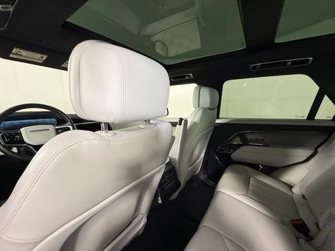 Certified 2025 Land Rover Range Rover Sport SE AWD/4WD image 24