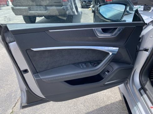 Used 2021 Audi RS 7 Sportback w/ Black Optic Package image 28