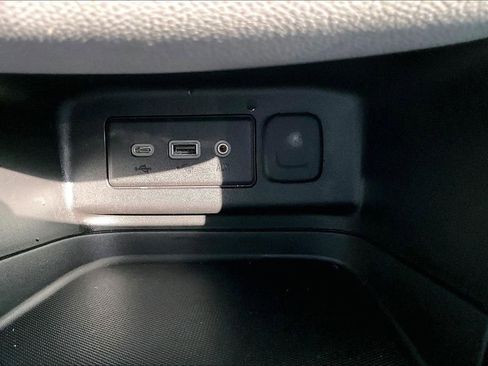 Used 2020 Chevrolet Equinox LS w/ LS Convenience Package FWD image 31