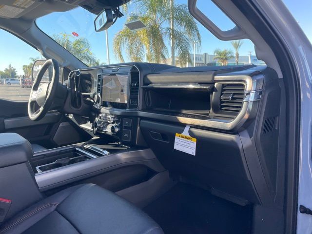 New 2026 Ford F250 Lariat w/ Black Appearance Package AWD/4WD image 28