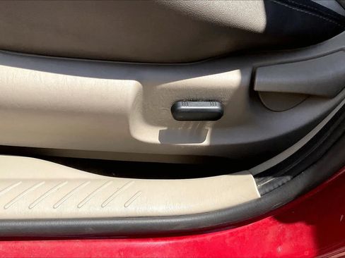 Used 2010 Mercury Mariner Premier FWD image 29