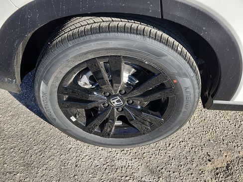 New 2026 Honda HR-V Sport image 5