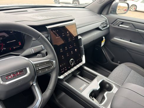 New 2026 GMC Acadia Elevation w/ Black Edition AWD/4WD image 24
