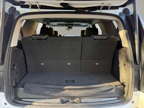 Used 2016 GMC Yukon SLT w/ HD Trailering Package image 11