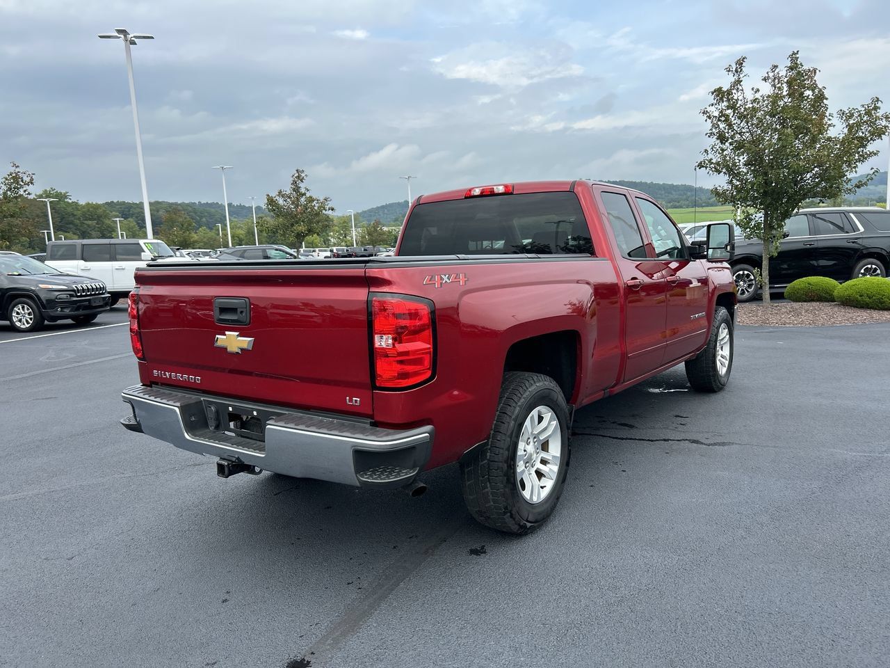 Used 2019 Chevrolet Silverado 1500 LT w/ All Star Edition AWD/4WD image 7