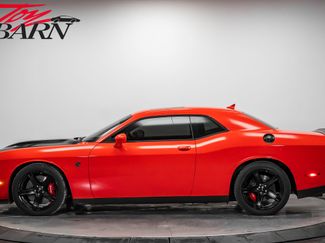 Used 2017 Dodge Challenger SRT Hellcat video 2