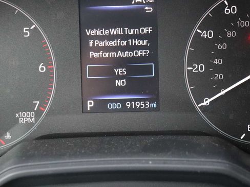 Used 2024 Toyota Corolla SE w/ SE Package image 11