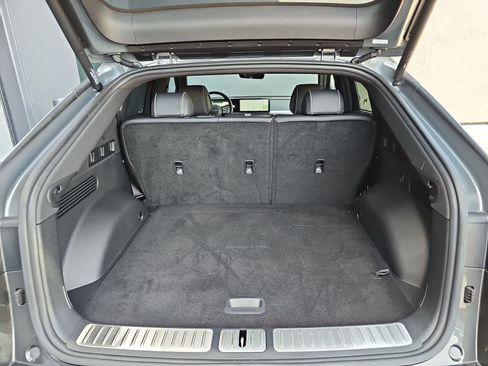 Certified 2025 Genesis GV60 Advanced image 31