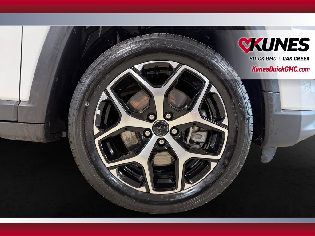Used 2025 Jeep Compass Limited AWD/4WD image 13