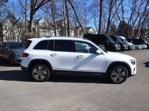 Certified 2025 Mercedes-Benz GLB 250 GLB 250 image 2