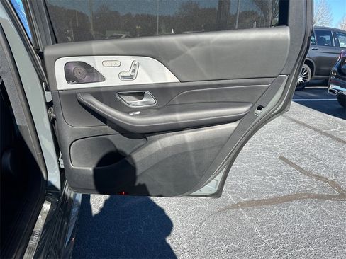 Certified 2025 Mercedes-Benz GLS 450 GLS 450 image 18