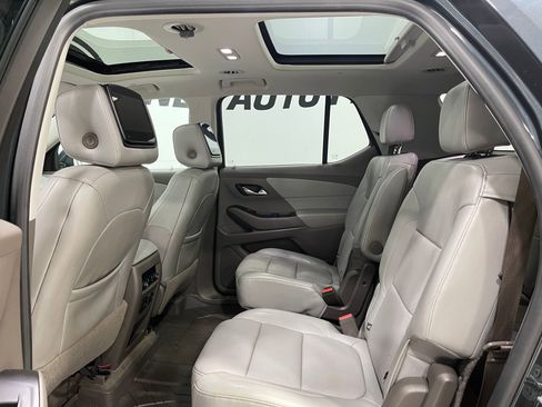 Used 2019 Chevrolet Traverse Premier w/ LPO, Floor Liner Package AWD/4WD image 31