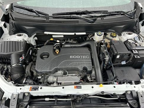 Used 2021 Chevrolet Equinox LT image 29