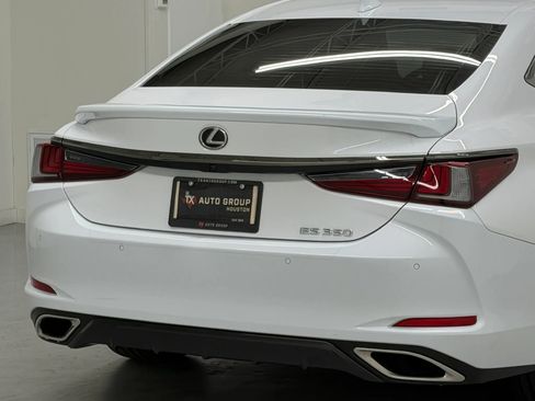 Used 2024 Lexus ES 350 F Sport w/ Accessory Package (Z1) FWD image 40