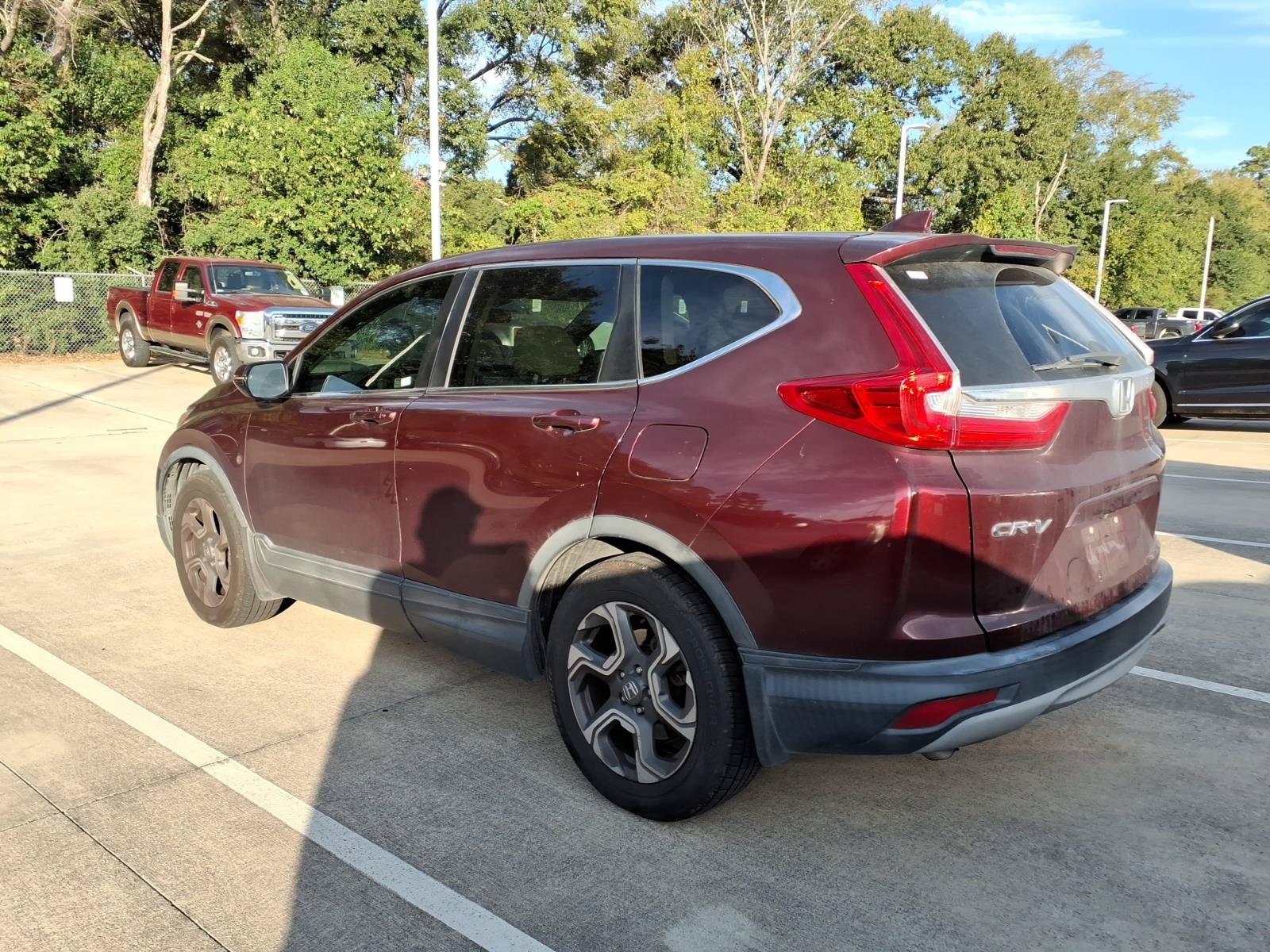 Used 2017 Honda CR-V EX image 2