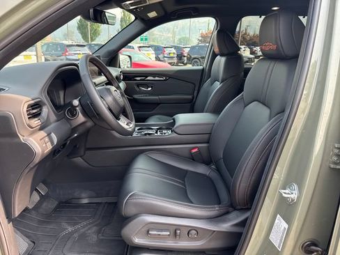 Used 2026 Honda Pilot TrailSport image 16