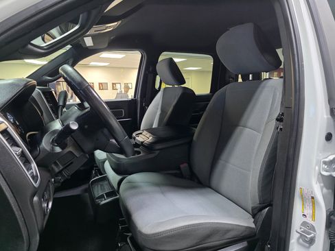 Used 2021 RAM 2500 Big Horn image 15