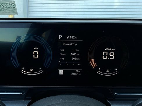 Used 2025 Hyundai Kona SEL image 39