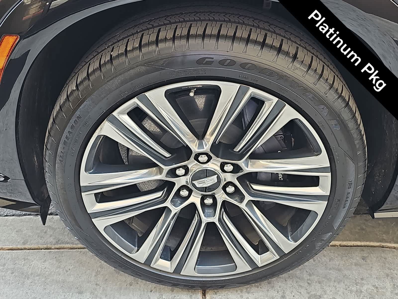 Used 2026 Cadillac Vistiq Platinum w/ LPO, Floor Liner Package AWD/4WD image 12