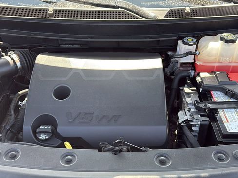 Used 2022 Buick Enclave Avenir image 32