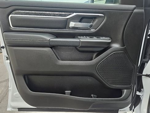 Used 2025 RAM 1500 Big Horn AWD/4WD image 19