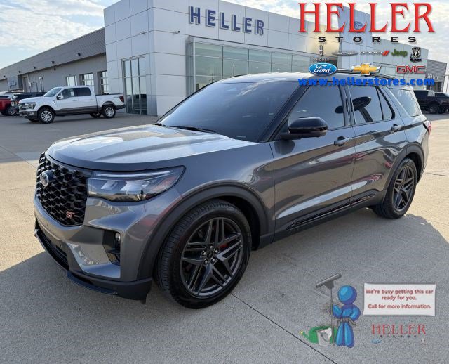 Used 2025 Ford Explorer ST AWD/4WD image 1