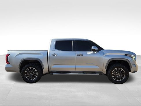 Used 2023 Toyota Tundra Limited AWD/4WD image 5