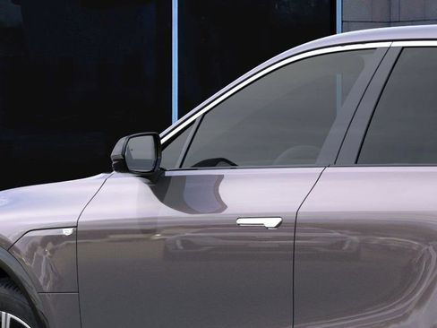 New 2025 Cadillac Lyriq Luxury image 12