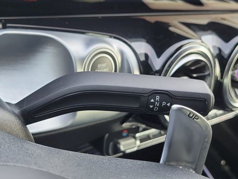 Used 2022 Mercedes-Benz GLB 35 AMG 4MATIC image 32