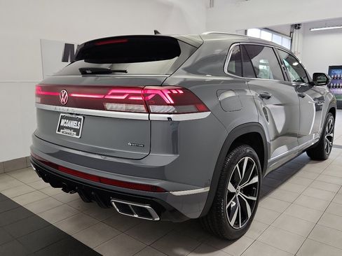 New 2026 Volkswagen Atlas Cross Sport SEL Premium R-Line AWD/4WD image 4