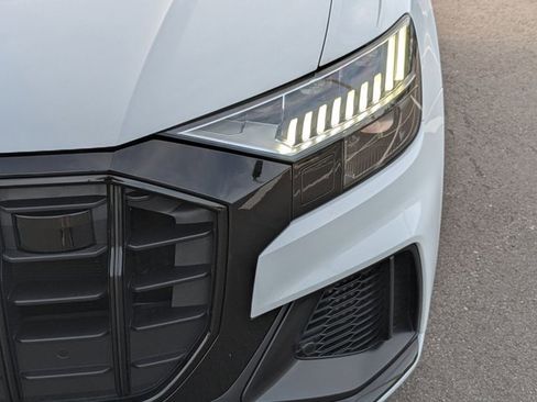Used 2021 Audi SQ8 Prestige AWD/4WD image 9