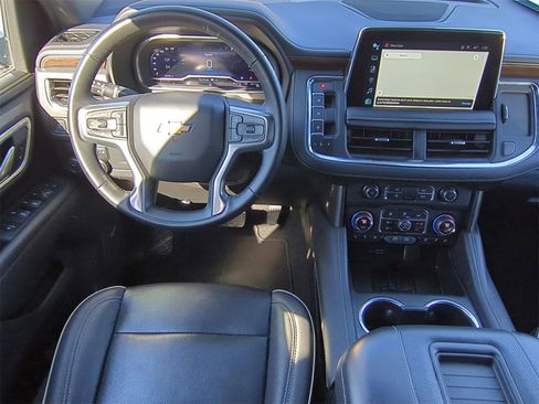 Certified 2023 Chevrolet Suburban Premier image 27