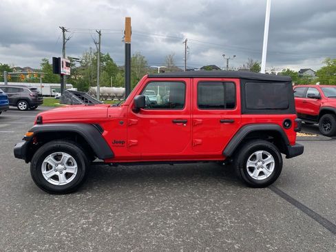 Used 2022 Jeep Wrangler Unlimited Sport AWD/4WD image 6